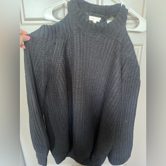 Black Peekaboo Shoulder Oversized Sweater - Picture 1 of 3